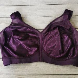 Playtex Women's 18 Plus Size Wireless Bra